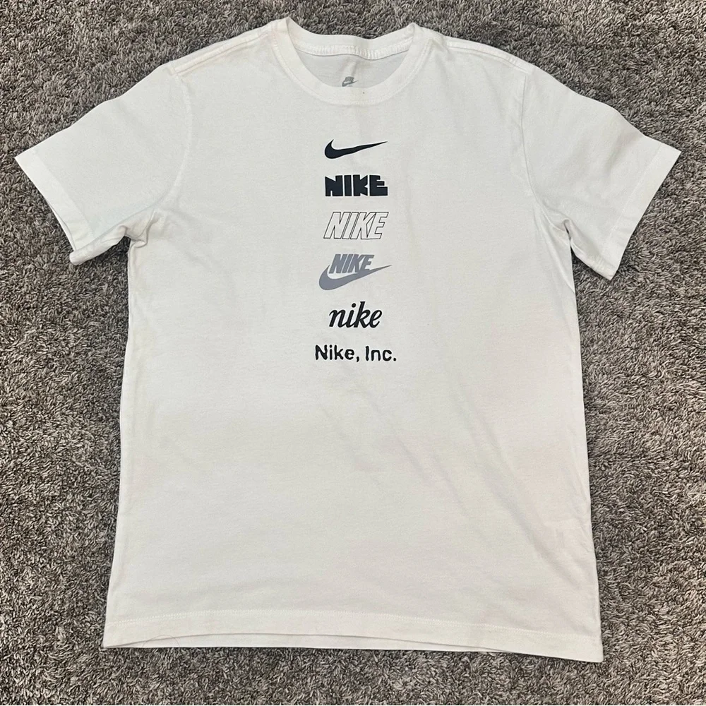 Nike Sportswear Club+ Pk4 Men’s Tee size M